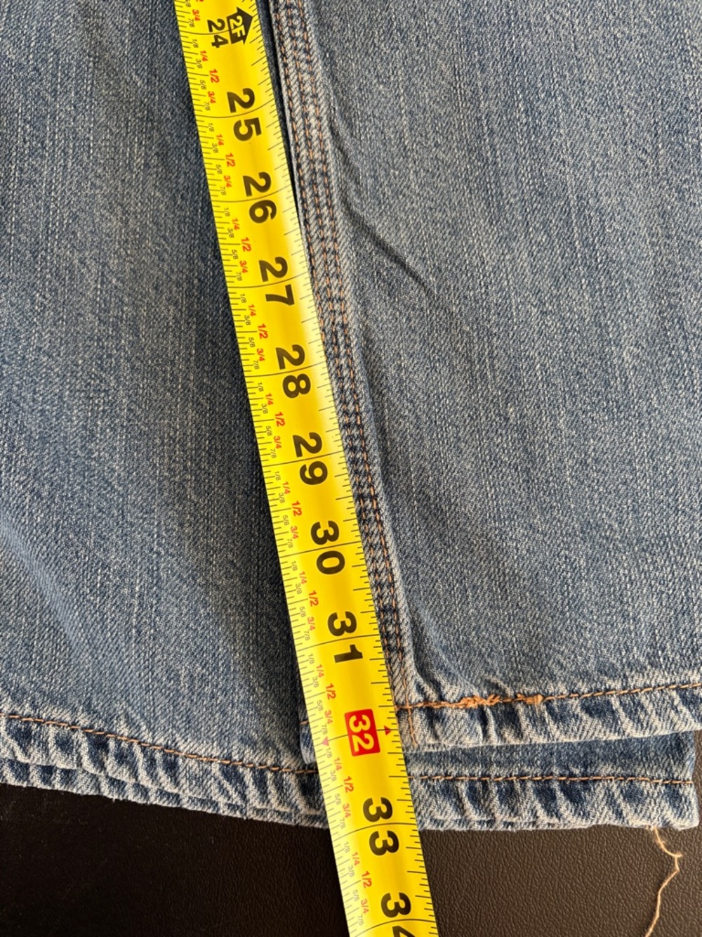 Good American Relaxed Flare Jeans in Light Blue Denim - Picture 6 of 6